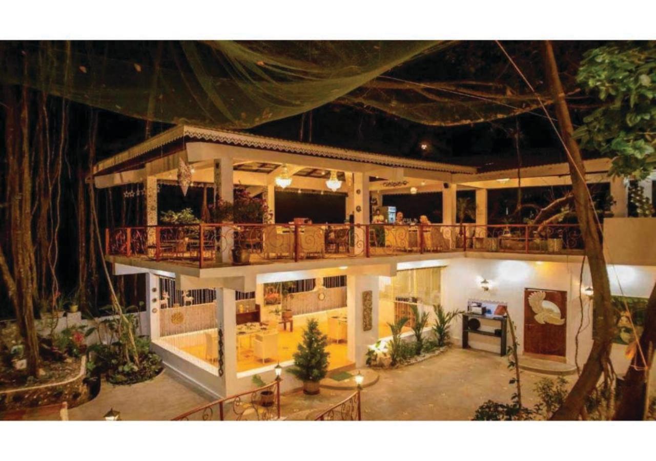The Singing Tree Hotell Old Goa Exteriör bild